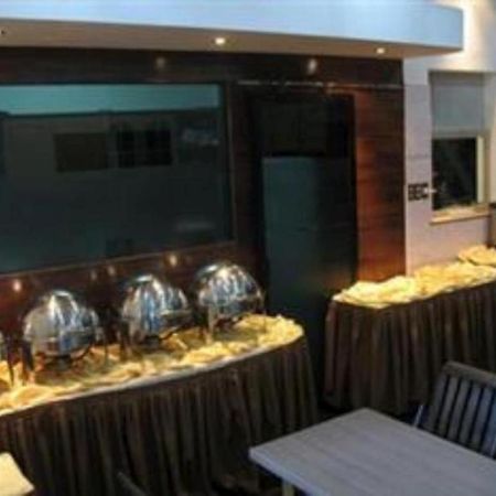 Mervit Hotel Παντάνγκ Εξωτερικό φωτογραφία