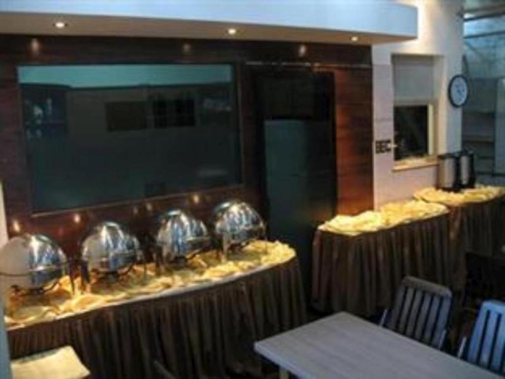 Mervit Hotel Παντάνγκ Εξωτερικό φωτογραφία